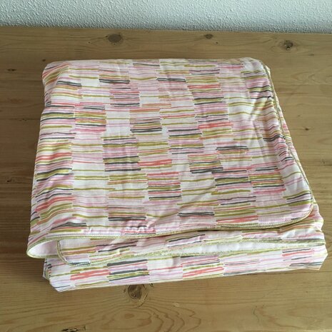 Baby dekentje Streepjes goud